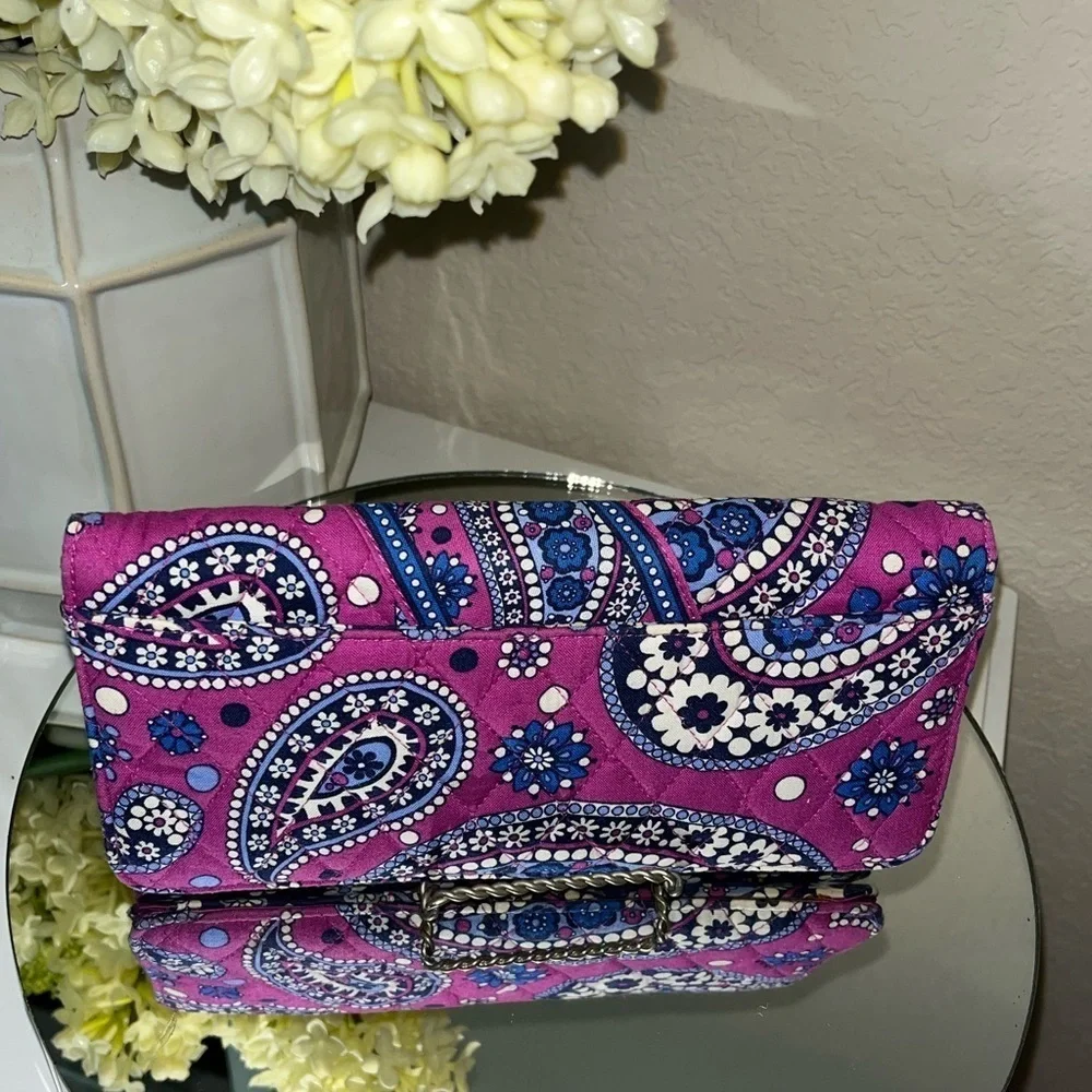 VERA BRADLEY BOYSENBERRY TRAVEL WALLET - Picture 3 of 11